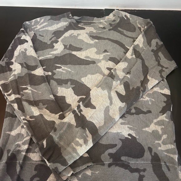 Zadig & Voltaire Crisp Camo Cashmere sweater sz M NWOT - Picture 6 of 8